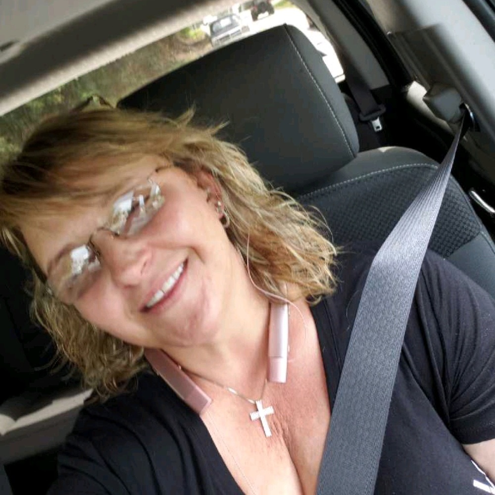 Meet your Posher, Sissy